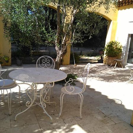 Chambres De La Terre Blanche Sanary-sur-Mer Exterior foto